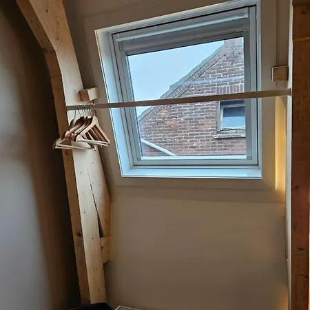 Super De Luxe Privekamer Op Toplocatie - 2 Pansiyon Egmond aan Zee