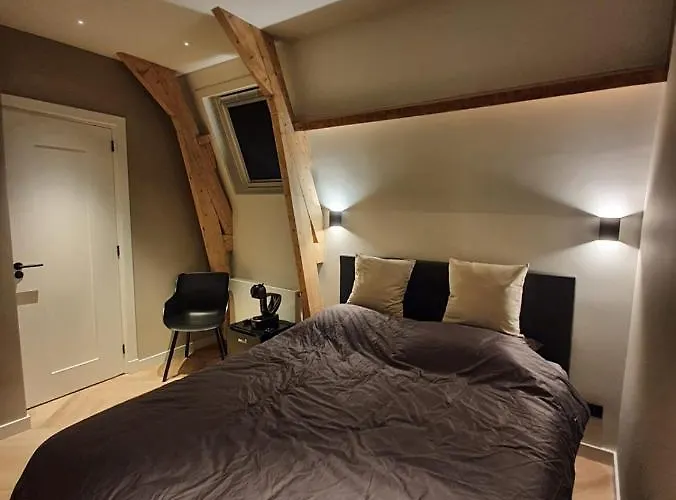 בית אירוח Super De Luxe Privekamer Op Toplocatie - 2 *